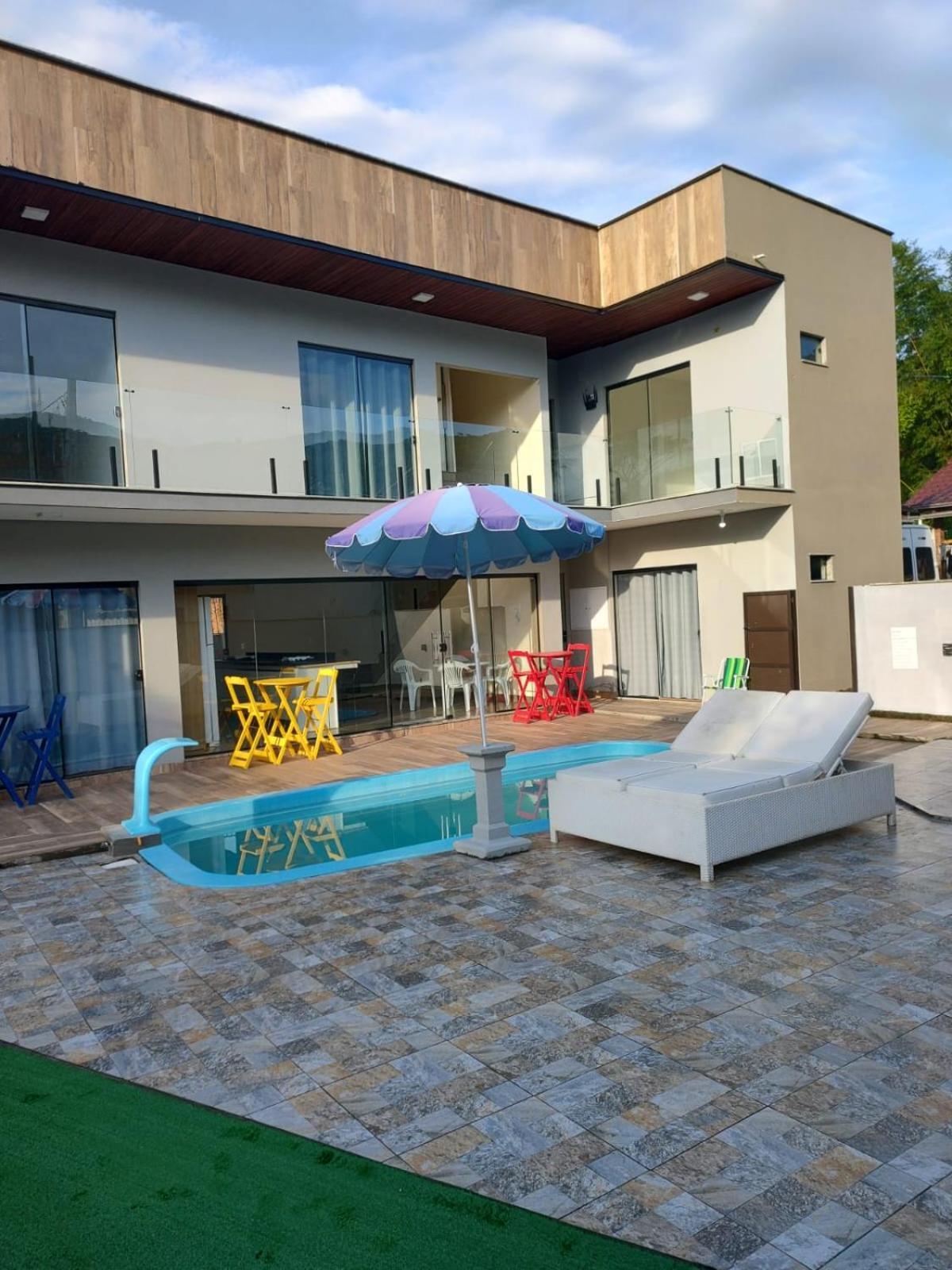 Morada Stucchi Hotel Balneario Camboriu Exterior photo